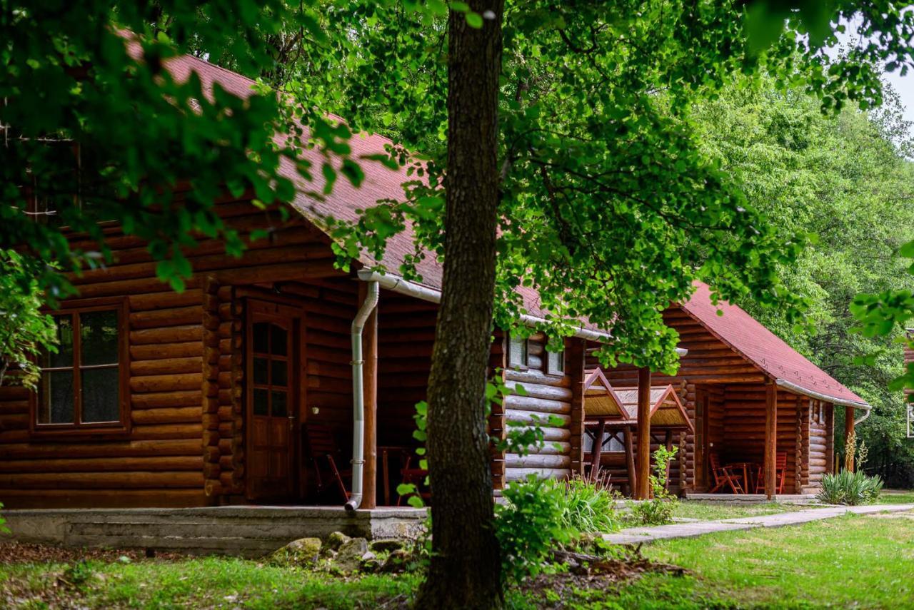 Hotel Kokapu Vadaszkastely Es &